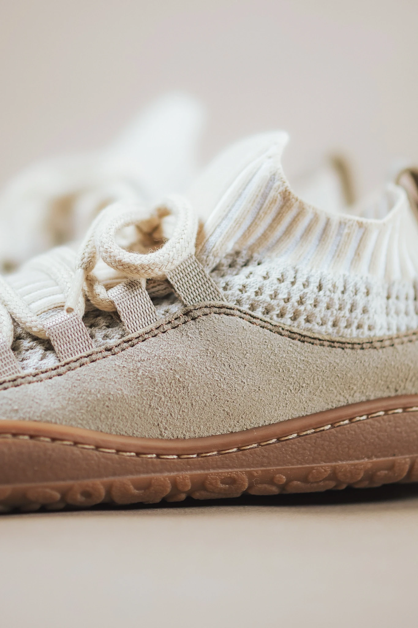Босоногие кроссовки Sambas the bambas Essence Cloud — молочные, фото 4